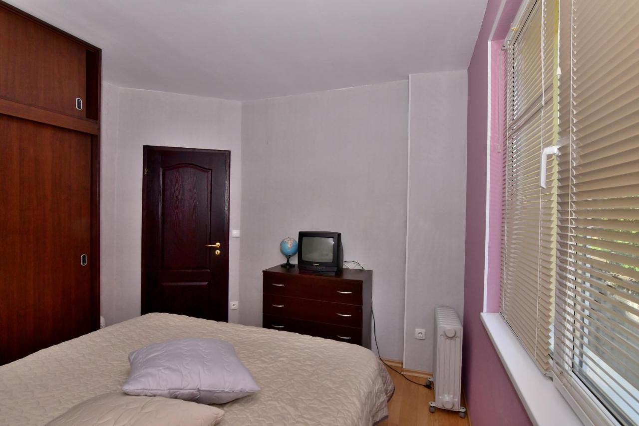 Апартамент За Гости Георгиеви Veliko Tărnovo Esterno foto
